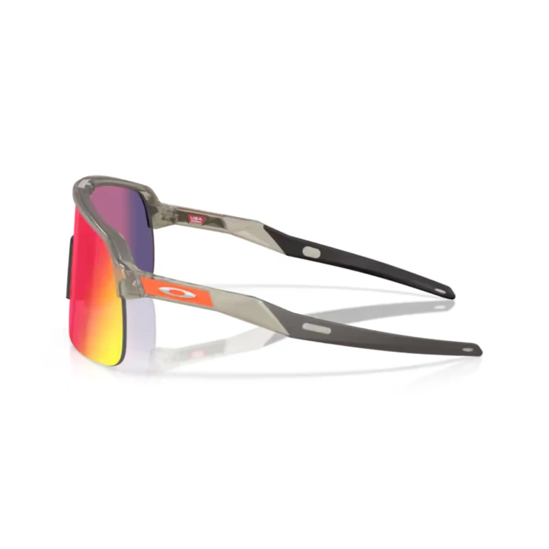 okulary-oakley-sutro-lite-matte-grey-prizm-road-2.webp