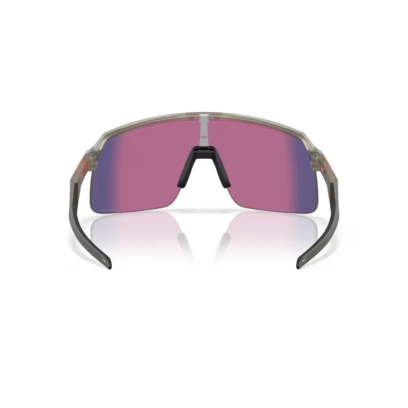 okulary-oakley-sutro-lite-matte-grey-prizm-road-3.webp