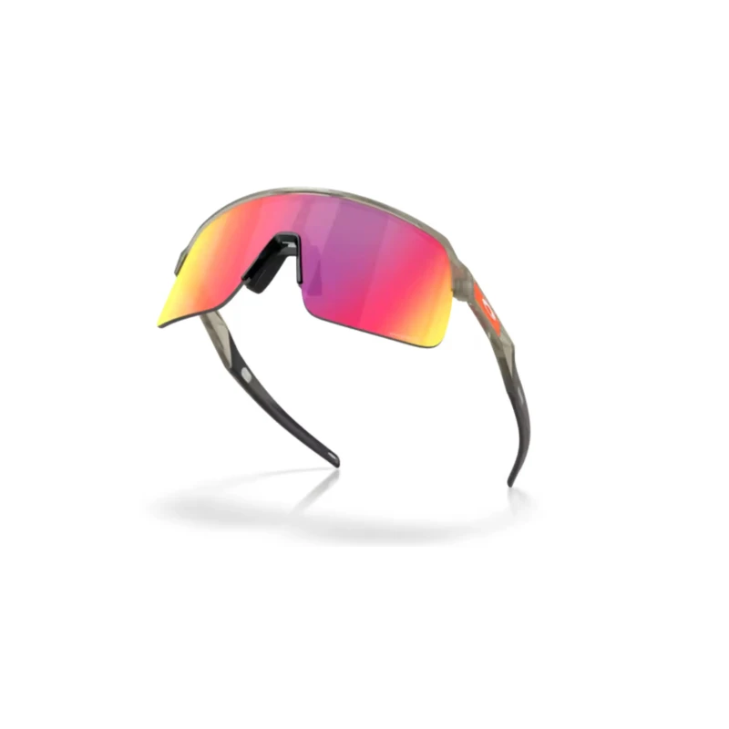 okulary-oakley-sutro-lite-matte-grey-prizm-road-4.webp