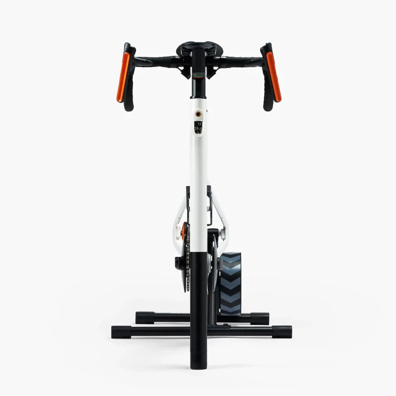 trenazer-wahoo-zwift-ride-z-kickr-core-2-3.webp
