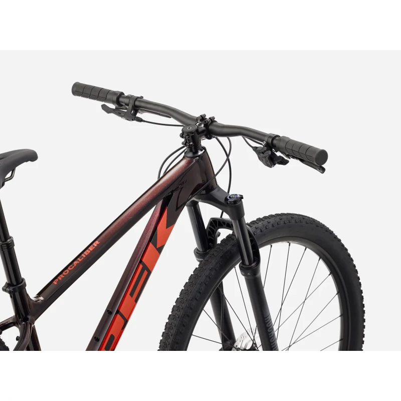 rower-mtb-trek-procaliber-6-bordowy-3.webp