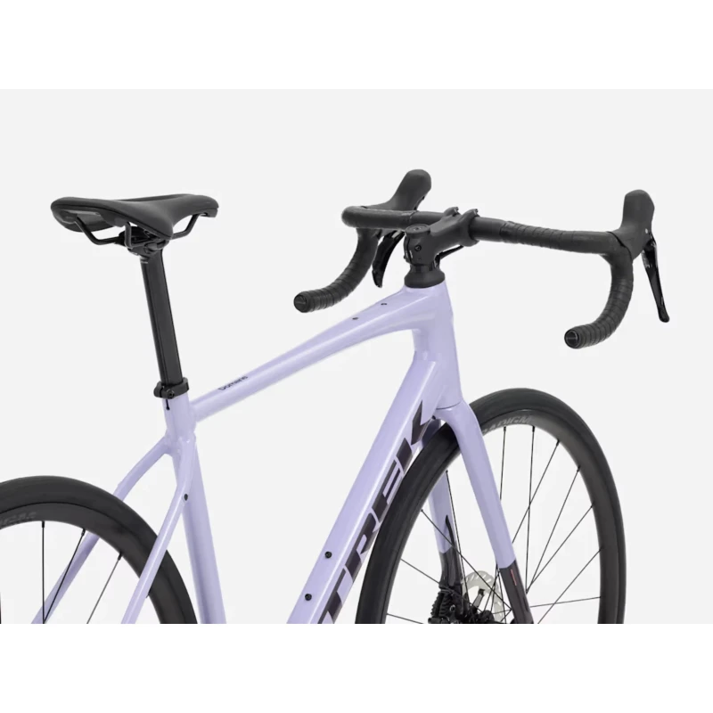 rower-szosowy-trek-domane-al-5-gen-4-lawendowy-3.webp