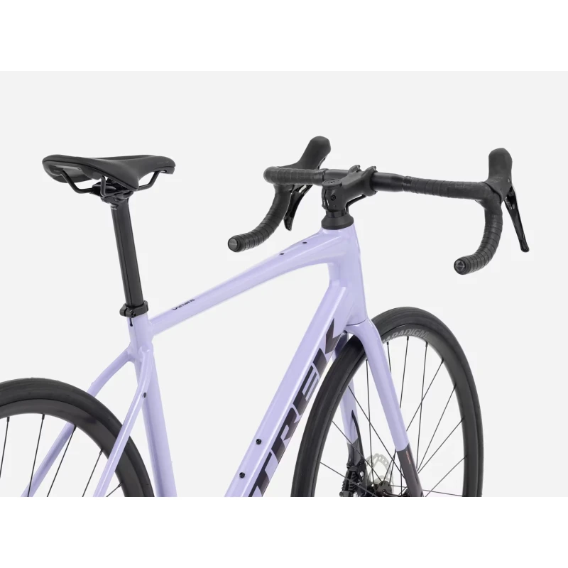 rower-szosowy-trek-domane-al-4-gen-4-fioletowy-3.webp