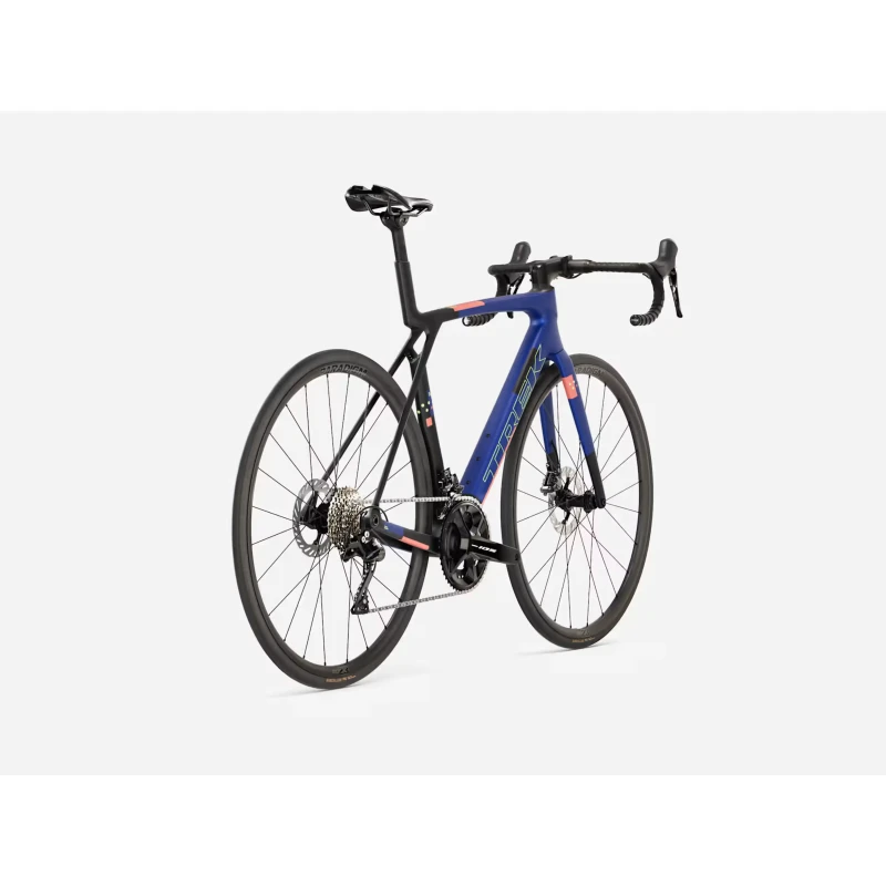 rower-szosowy-trek-madone-sl-5-gen-8-niebieski-2.webp