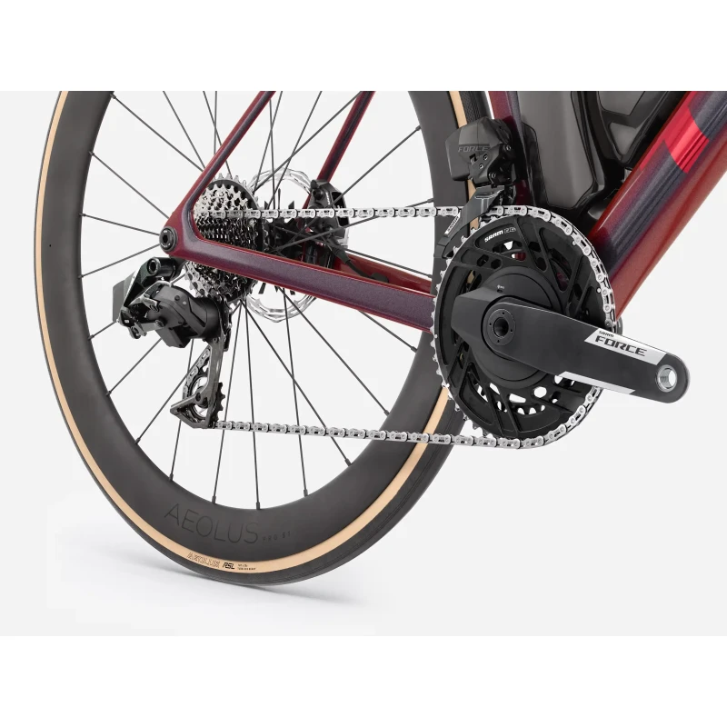 rower-szosowy-trek-madone-slr-7-axs-gen-8-czerwony-6.webp