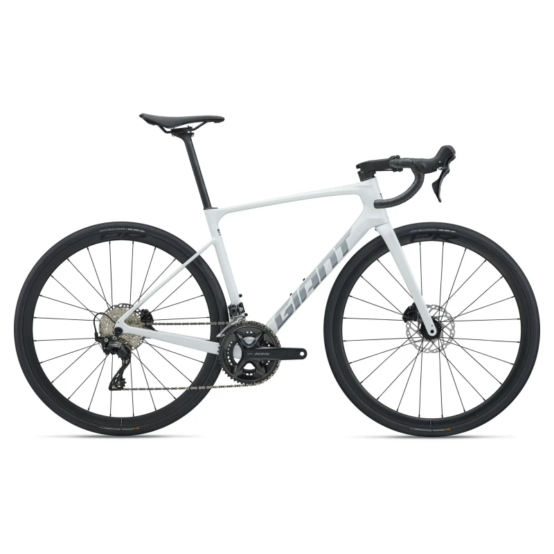 rower-szosowy-giant-defy-advanced-2-bialy-1.webp
