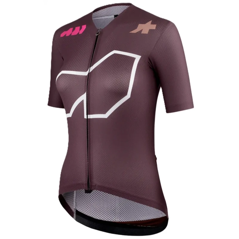 koszulka-rowerowa-damska-assos-dyora-r-s11-we-are-the-a-bordowa-3.webp