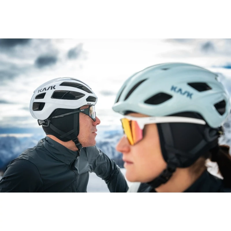 czapka-zimowa-do-kaskow-kask-winter-cap-3.webp