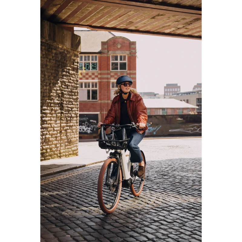 rower-elektryczny-liv-flourish-e-2-bialy-21.webp