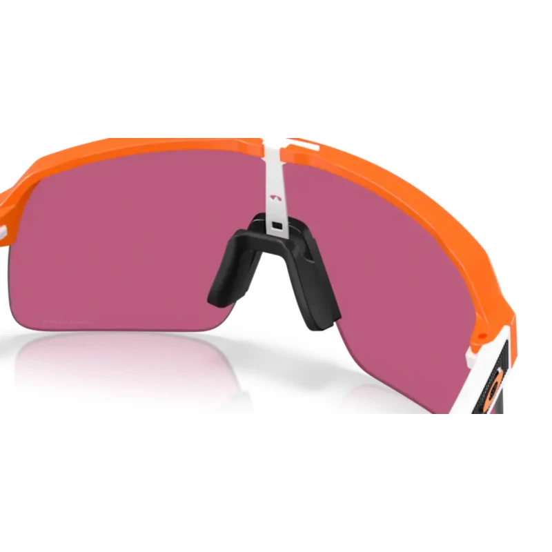okulary-oakley-sutro-lite-matte-orange-prizm-field-6.webp