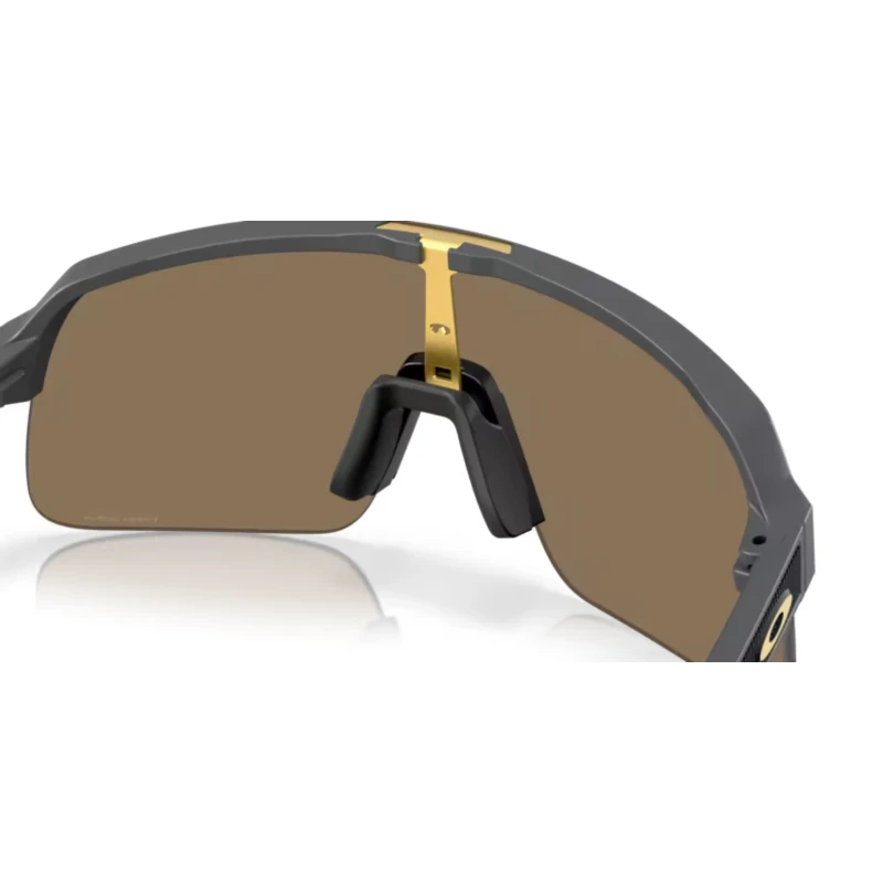 okulary-oakley-sutro-lite-s-matte-carbon-prizm-24k-6.webp