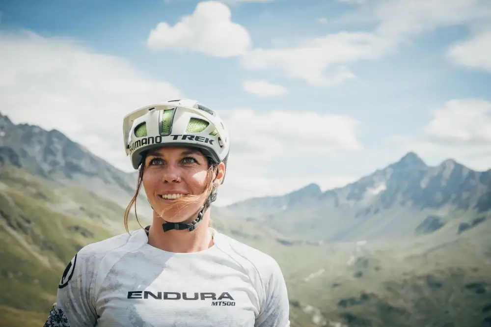 Kaski rowerowe – jak wybrać bezpieczny model na co dzień?